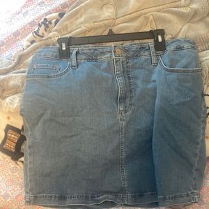 Denim skirt!❤️